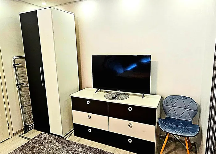 Luxury Paul Green, Private & Accessible * 布拉索夫