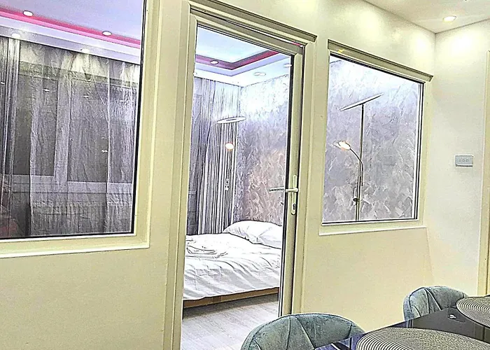 Luxury Paul Green, Private & Accessible Apartment Brasov